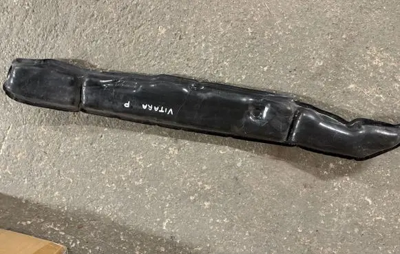Suzuki Vitara (LY) Fender foam support/seal 