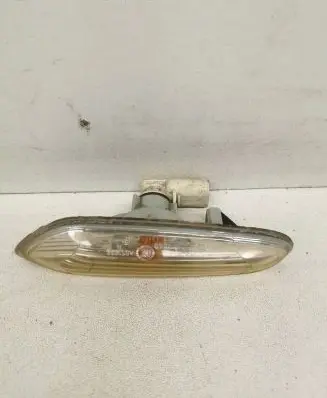 BMW X1 E84 Front fender indicator light 6313725332502