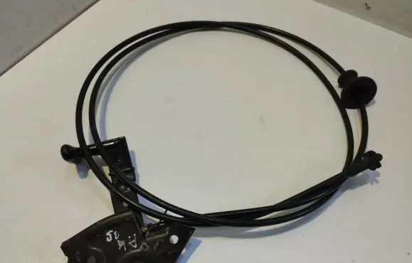 Audi A4 S4 B5 8D Engine bonnet/hood lock release cable 