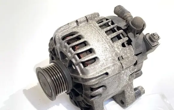 Ford Focus Generator/alternator AV6N10300DC