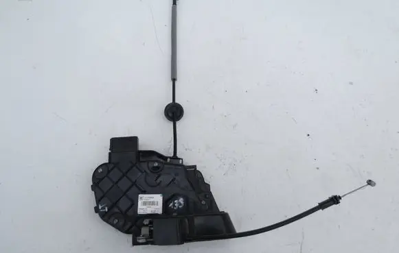 Volvo V70 Rear door lock 31253659 986906105 A048317