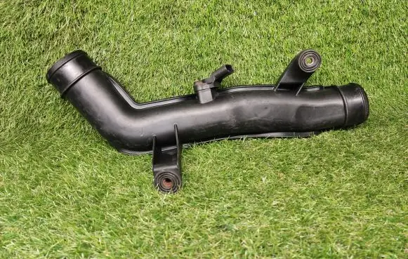Volkswagen Jetta V Intercooler hose/pipe 1K0145762AE 1K0145762AQ 038906051D