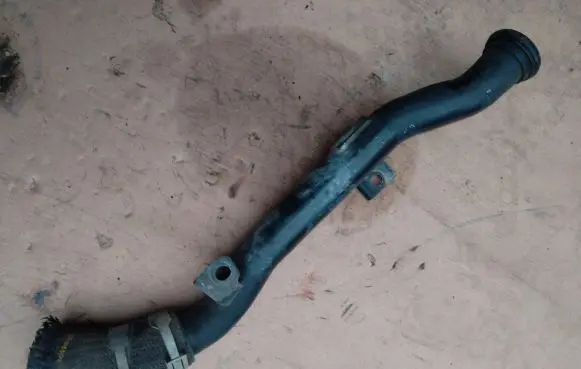 Hyundai Santa Fe Engine coolant pipe/hose