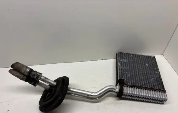 Ford Focus Heater blower radiator VP3M5H18476EA