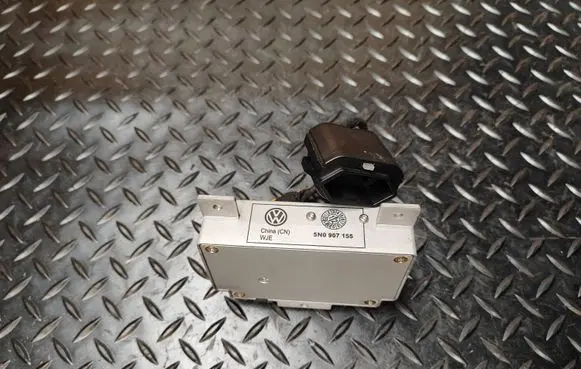 Seat Alhambra (Mk2) Voltage converter/converter module 5N0907155