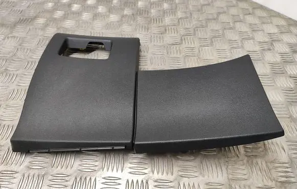 Citroen C4 II Dashboard lower bottom trim panel 9688988577 00048734 9688988677