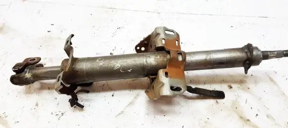Nissan Almera N16 Steering wheel axle