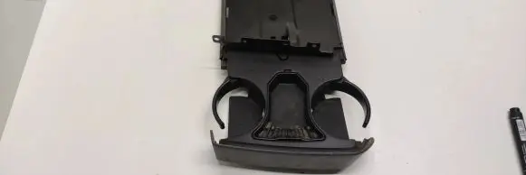 Chrysler Voyager Cup holder 0rr44trmad