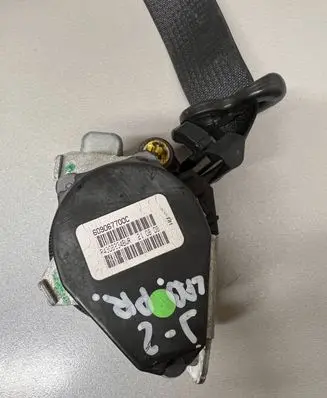 Dodge Journey Front seatbelt 609067700C 1AN08XDVAB 1AN08XDVAE