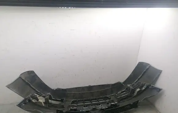 Volkswagen PASSAT B6 Front bumper