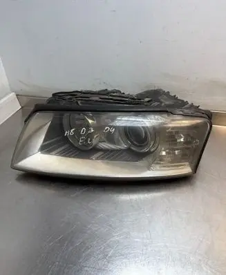 Audi A8 S8 D3 4E Headlight/headlamp 15815300