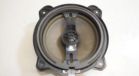 Audi A3 S3 8P Front door speaker 8H0035411