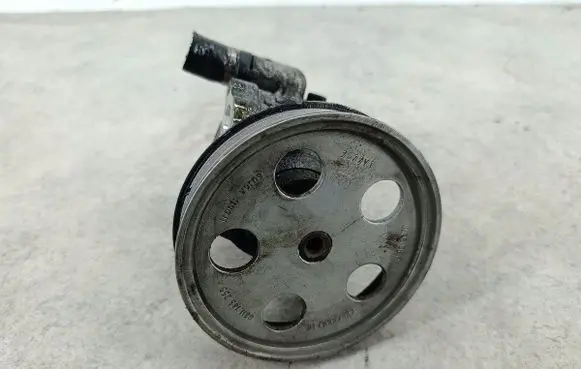 Audi A4 S4 B8 8K Power steering pump 8K0145153F