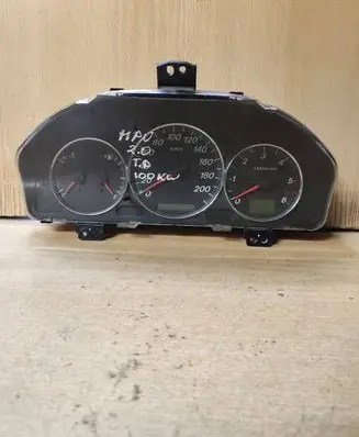 Mazda MPV Speedometer (instrument cluster) 1575204340