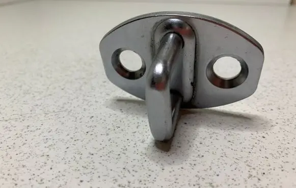 Volkswagen Touran I Front door lock loop/hook striker 3B0837033AG