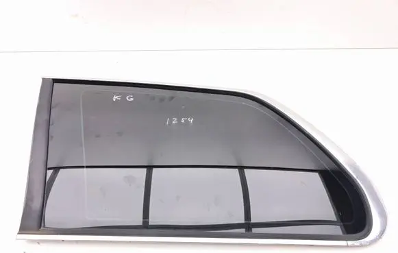 Rear side window