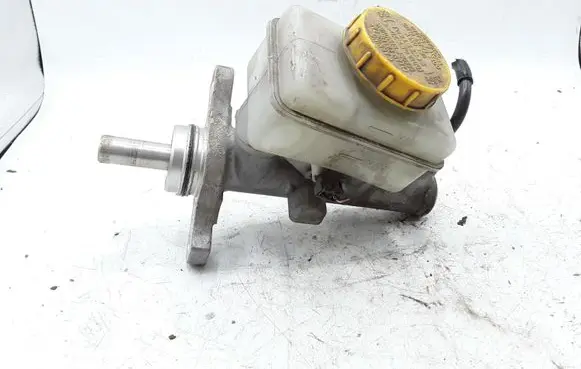 Subaru Legacy Master brake cylinder NOCODE