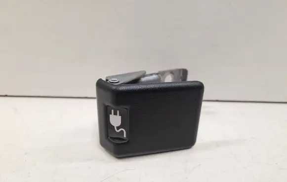 Peugeot iOn Fuel cap release pull handle 