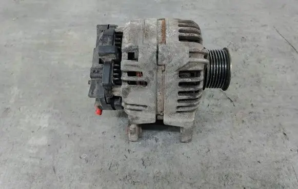 Renault Modus Generator/alternator 8200429898