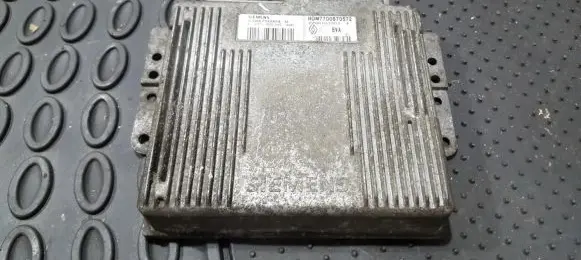 Renault Megane I Engine control unit/module 7700870572