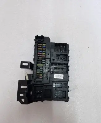 Ford Mustang VI Comfort/convenience module JR3T15604