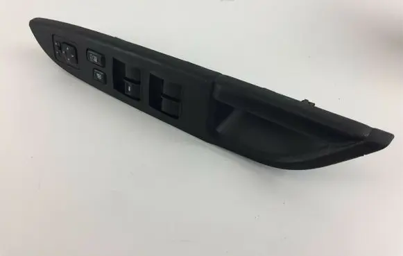 Mitsubishi ASX Electric window control switch 8608A207 W2224