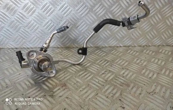 Fuel injection high pressure pump