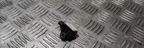 Mercedes-Benz EQB Airbag deployment crash/impact sensor A1668210151
