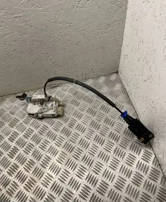 Front door lock