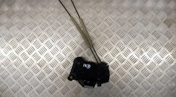 Toyota Highlander XU70 Front door lock 690300E020