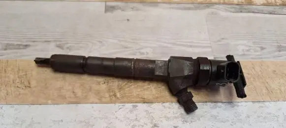 Opel Insignia A Fuel injector B445160087