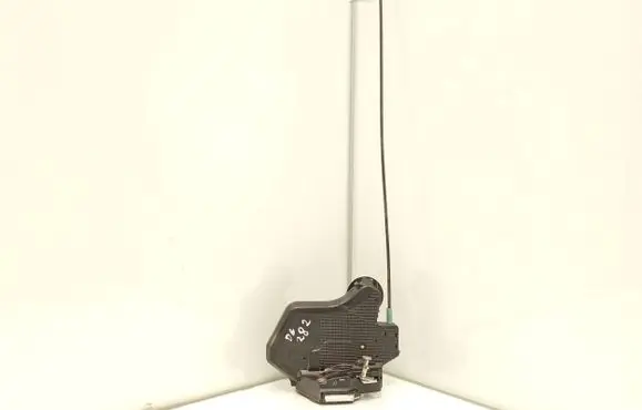 Suzuki Grand Vitara II Rear door lock 60627014