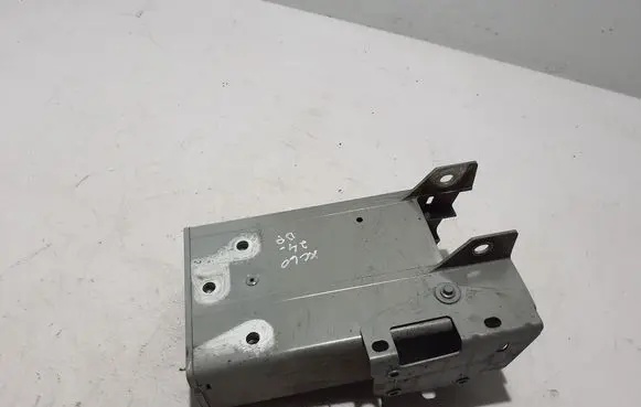 Volvo XC60 Front bumper shock/impact absorber 32377066