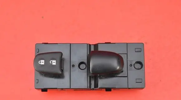 Nissan Pulsar Electric window control switch