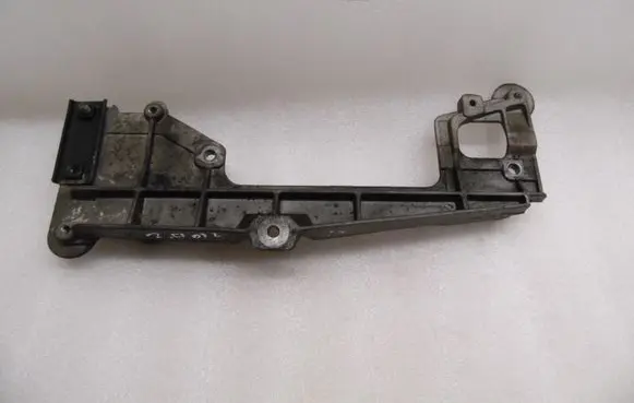 Volkswagen PASSAT B6 EGR valve cooler bracket 03G131159