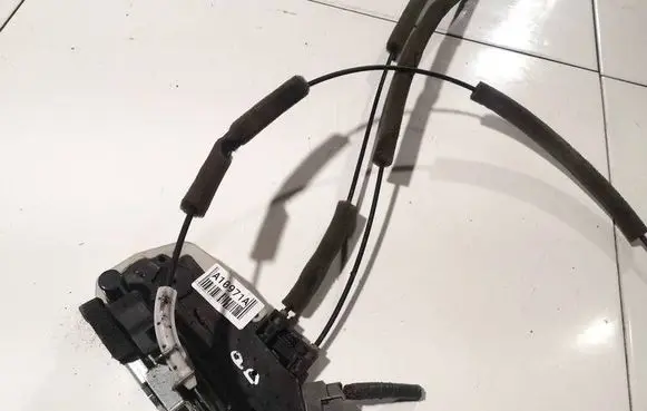 Nissan Micra Rear door lock