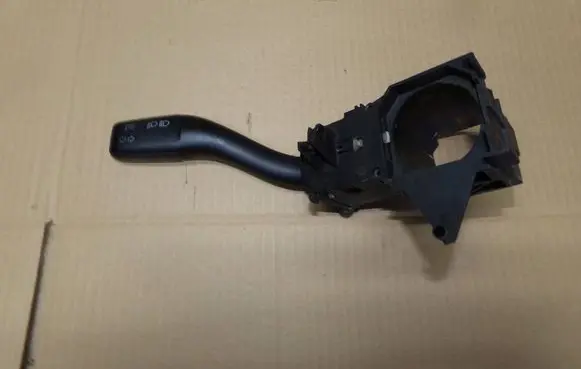 Audi A4 S4 B6 8E 8H Indicator stalk 8E0953513A