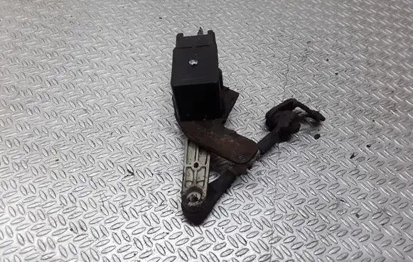 Land Rover Range Rover Sport L320 Air suspension front height level sensor RQH500570