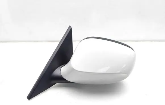 BMW 1 E81 E87 Front door electric wing mirror 7208145 E1021017