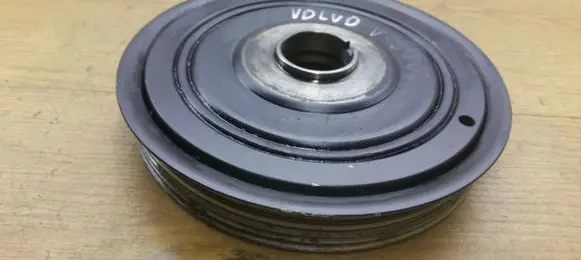 Volvo S40 Crankshaft pulley CVC1612E