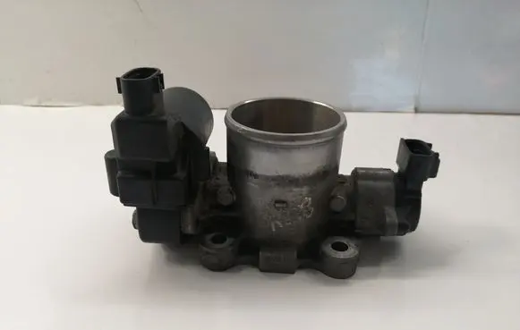Toyota Avensis T250 Throttle valve 261000R010 1923002010