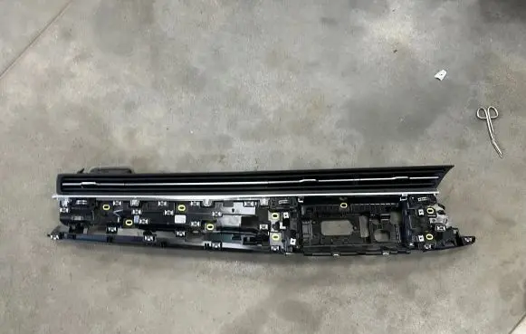 Audi Q7 4M Dashboard air vent grill cover trim 4M8820901K 4M8820901