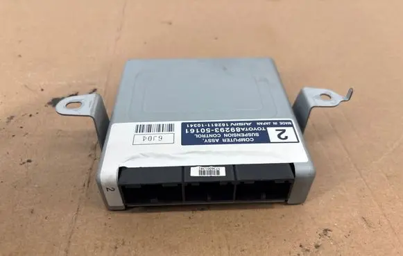 Lexus LS 460 - 600H Suspension control unit/module 8929350161 3756001381