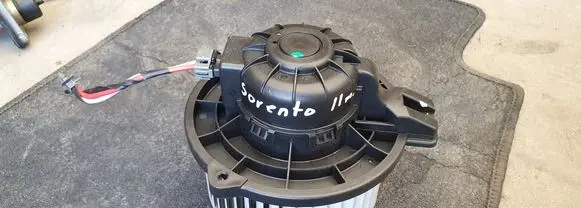 KIA Sorento Heater fan/blower H308830320 AO540275