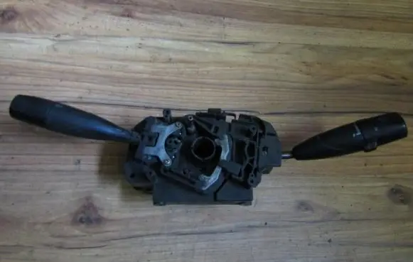 Mazda 626 Wiper turn signal indicator stalk/switch 175112 ga2b