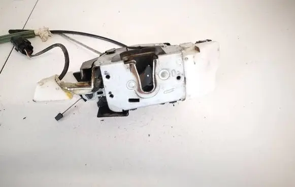 Volkswagen Fox Front door lock 5z3837013a