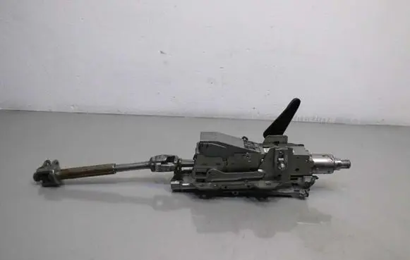 Mini One - Cooper Clubman R55 Steering wheel axle