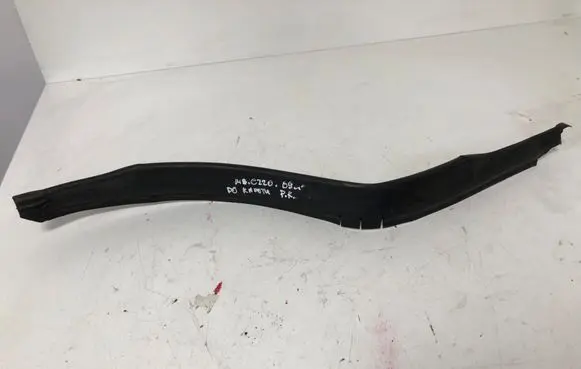 Mercedes-Benz C AMG W204 Other engine bay part