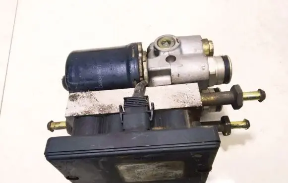 Volkswagen Sharan ABS Pump 7M0907379 7m0614111k