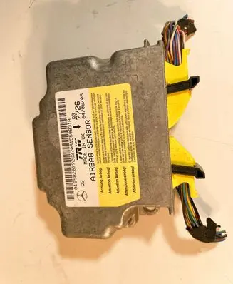 Mercedes-Benz B W245 Airbag control unit/module A169820772627061550831A